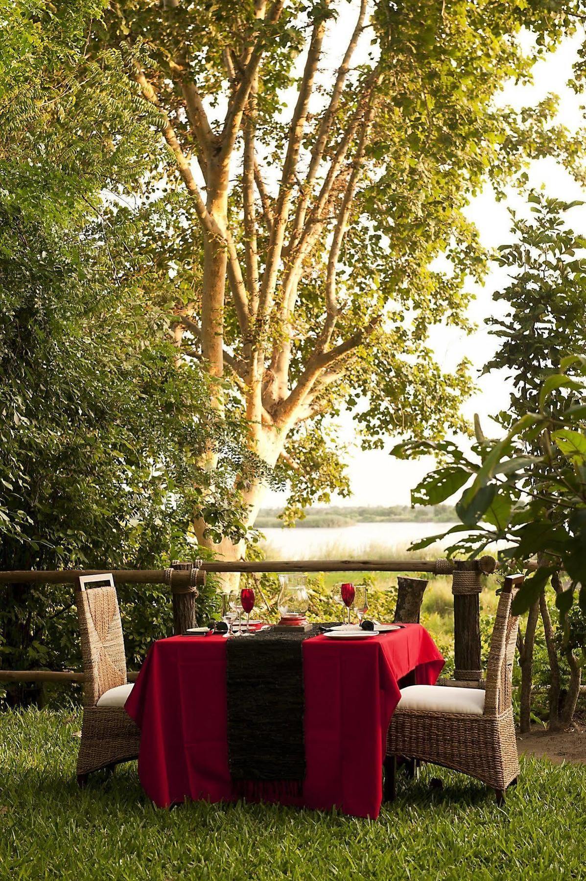 Selous Kinga Lodge Kwangwazi Extérieur photo